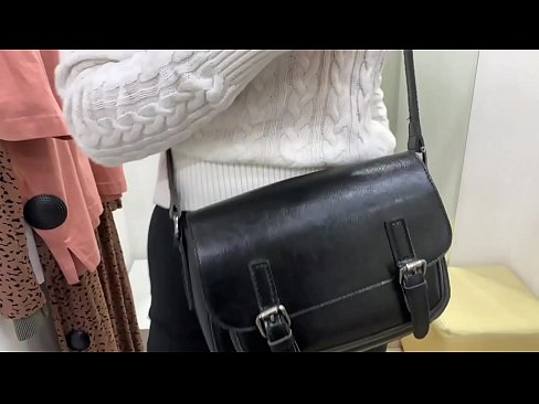 ❤️ Nuoren nartun FeralBerryn julkinen itsetyydytys dildolla sovituskopissa ❤️ Porno vk at fi.hentaibar.ru